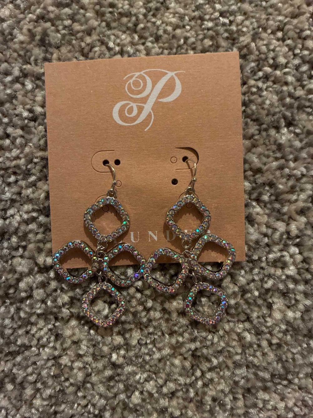 Plunder Rinestone Earrings